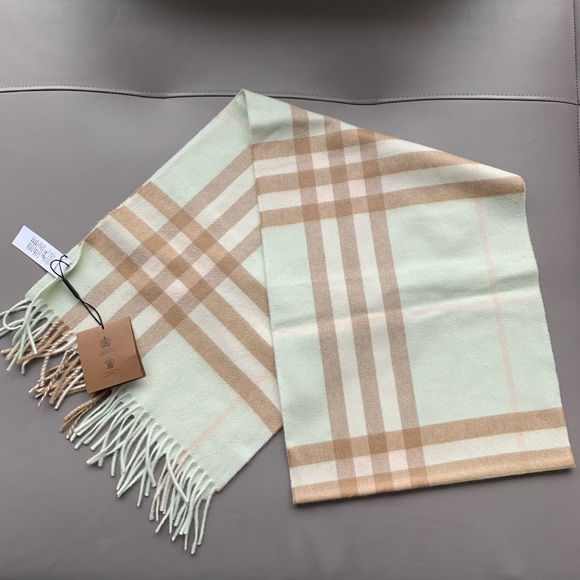 Burberry Cashmere Scarf - Picture 2 of 8